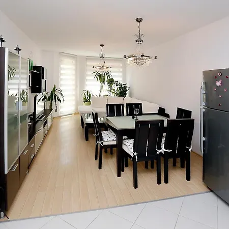 лазур 127 Apartament Burgas